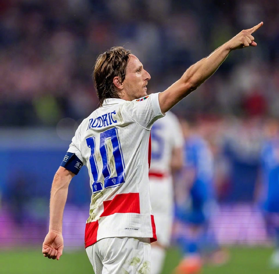 农场模拟冒险游戏《梦幻小镇》现已开启抢先体验