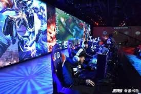 名记：博纳诺特离队后，埃苏戈将顶替其在欧冠名单位置