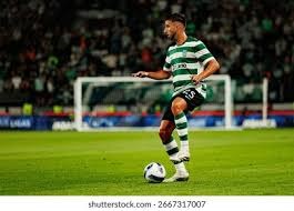 足球德国队主帅回应质疑：球队需要时间重建