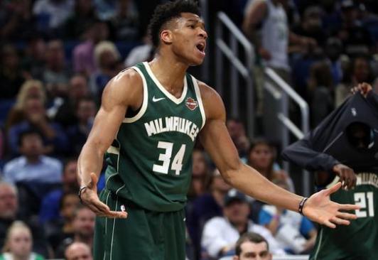 荣誉的少数 荣誉的少数