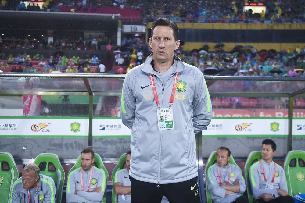 里尼的红牌 里尼的红牌