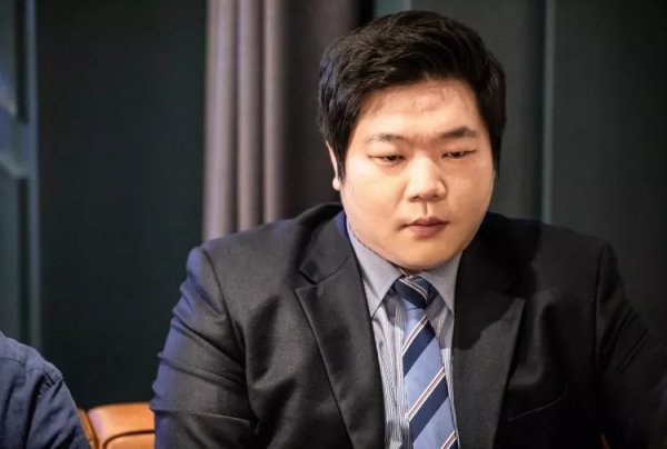 現壓倒性的 現壓倒性的